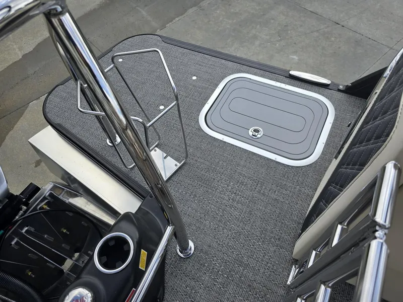 Slide: The Image of Barletta Lusso L23QSS 2025 - 28