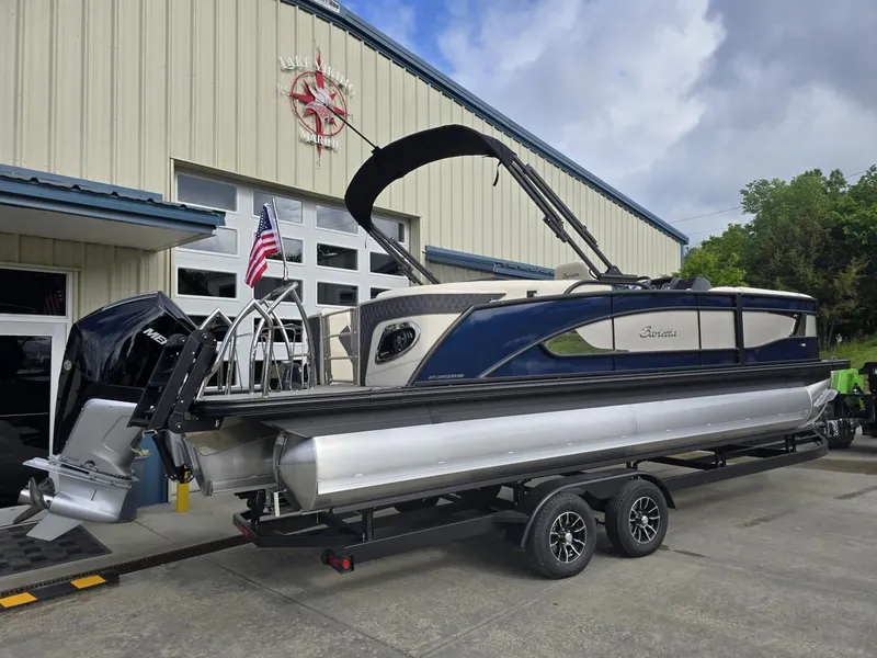 Slide: The Image of Barletta Lusso L23QSS 2025 - 7