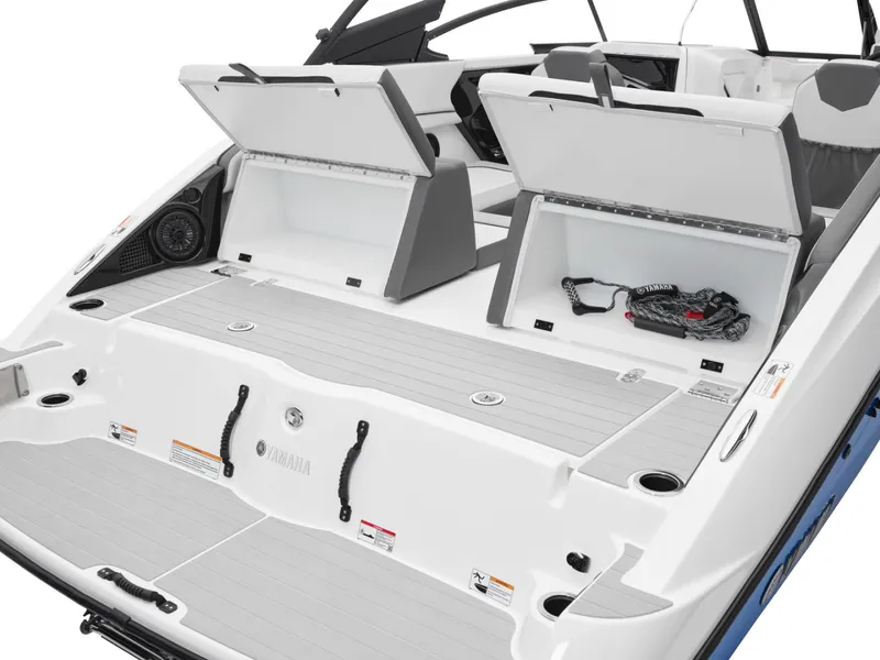 Slide: The Image of Yamaha AR250 2025 - 18