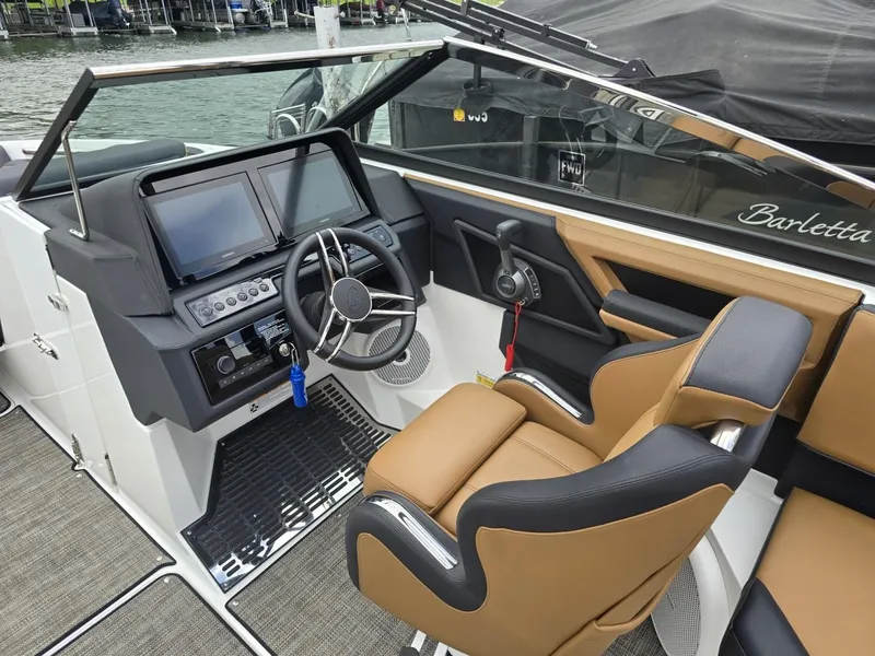 Slide: The Image of Cobalt R4 Surf 2023 - 13