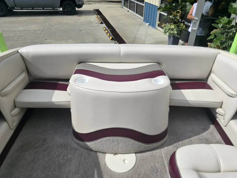 Slide: The Image of Crownline Boats 180 2001 - 16