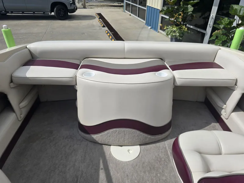 Slide: The Image of Crownline Boats 180 2001 - 17