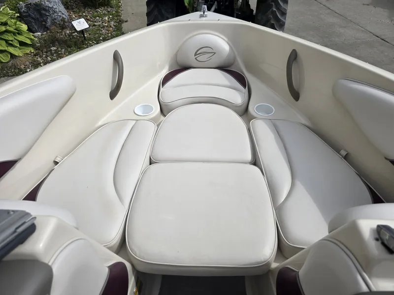 Slide: The Image of Crownline Boats 180 2001 - 19