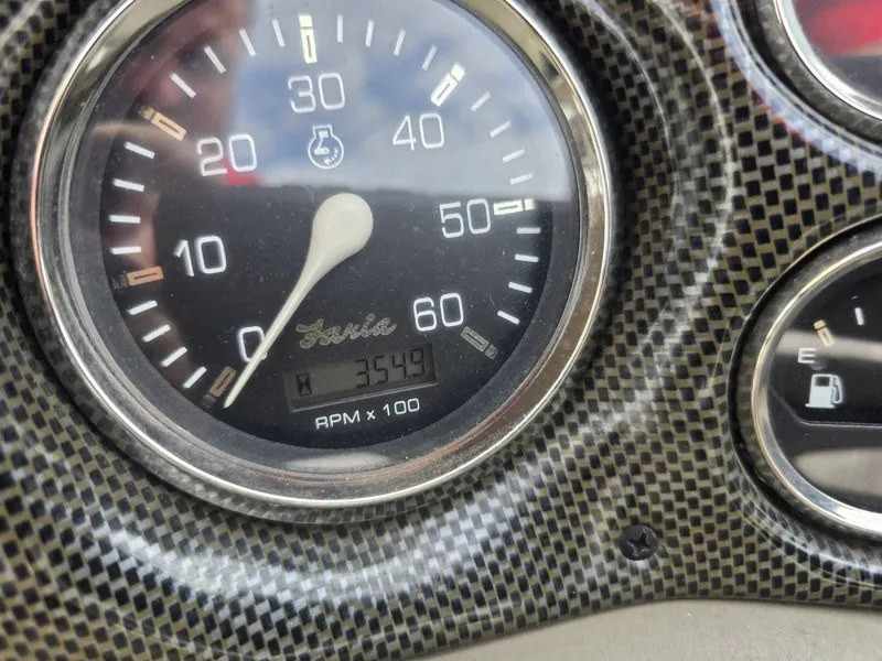 Slide: The Image of Crownline Boats 180 2001 - 24