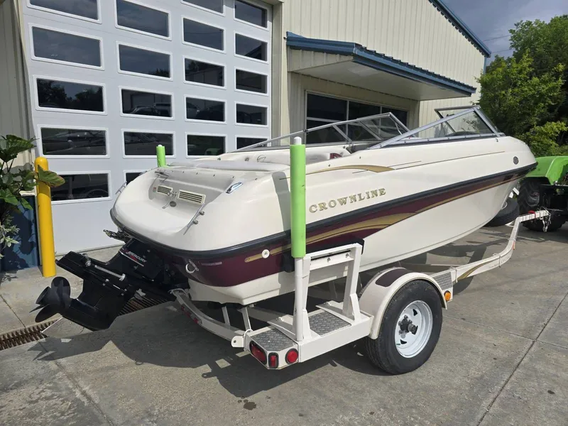 Slide: The Image of Crownline Boats 180 2001 - 5