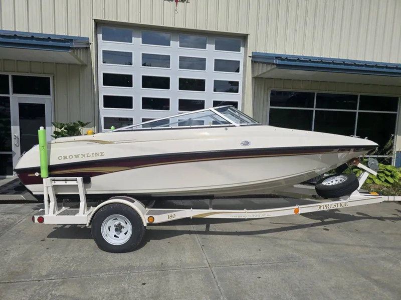 Slide: The Image of Crownline Boats 180 2001 - 6