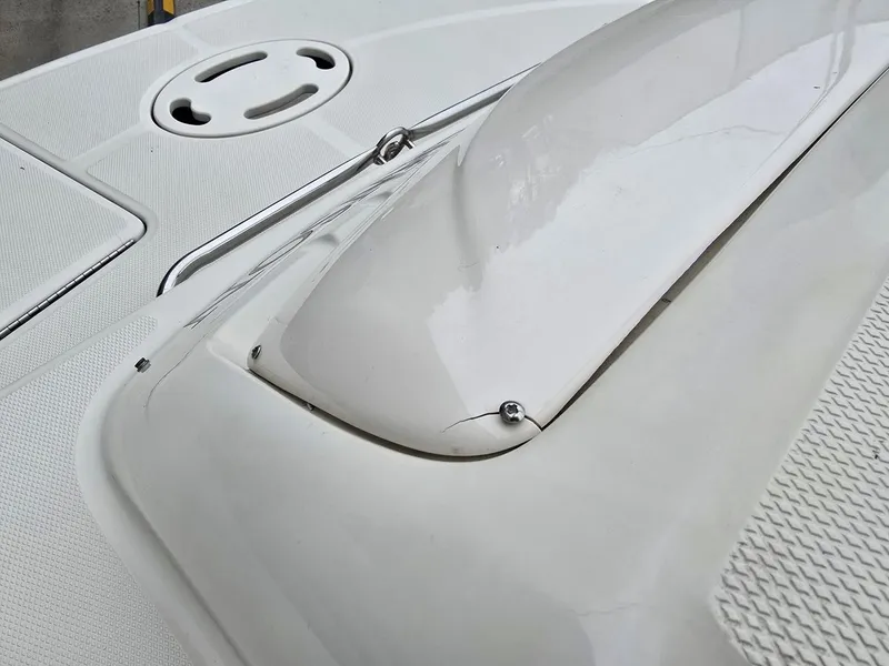 Slide: The Image of Sea Ray 220 Sundeck 2003 - 26