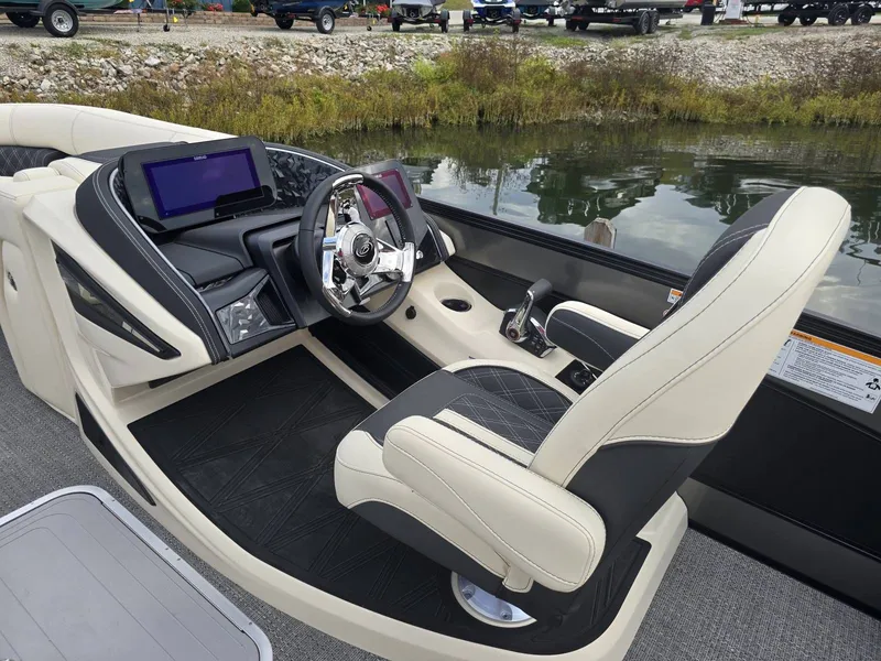 Slide: The Image of Barletta Lusso L23UA 2026 - 14