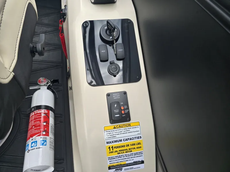 Slide: The Image of Barletta Lusso L23UA 2026 - 16