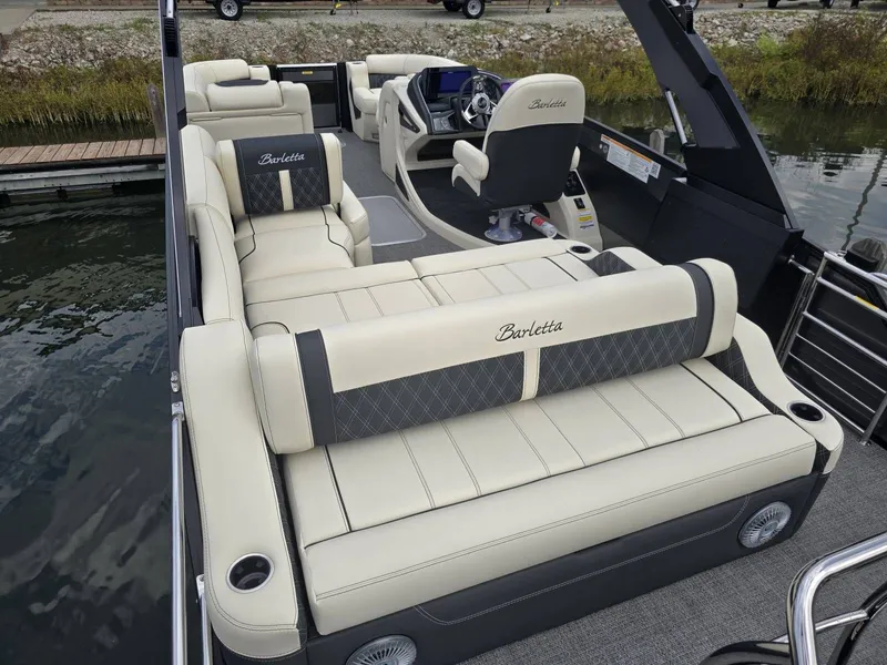 Slide: The Image of Barletta Lusso L23UA 2026 - 27