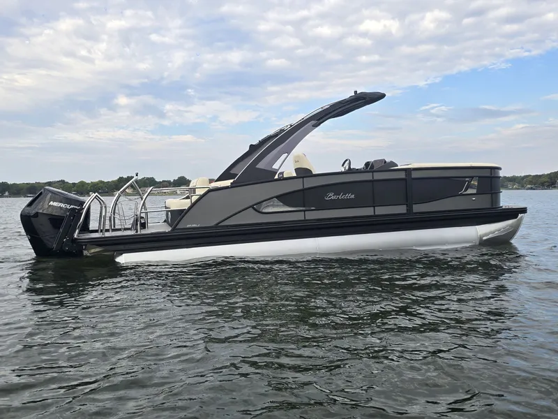 Slide: The Image of Barletta Lusso L23UA 2026 - 4