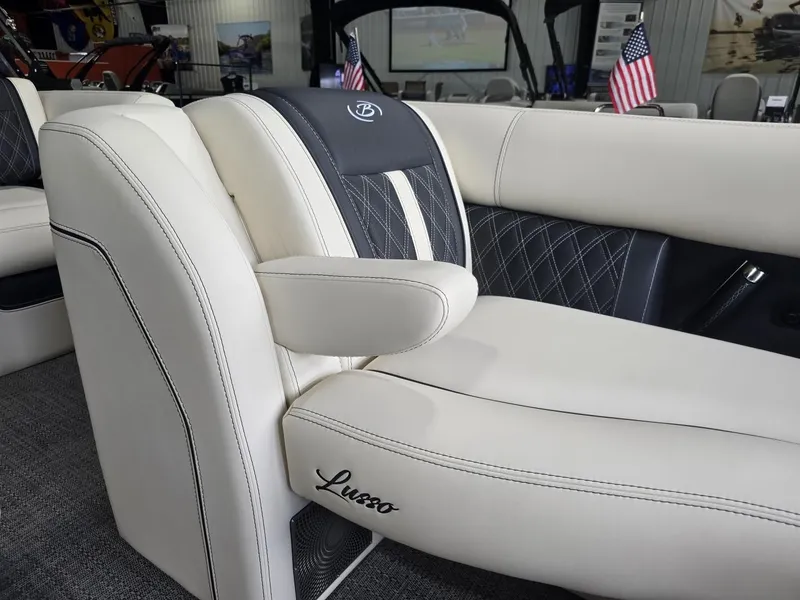 Slide: The Image of Barletta Lusso L23U 2026 - 14