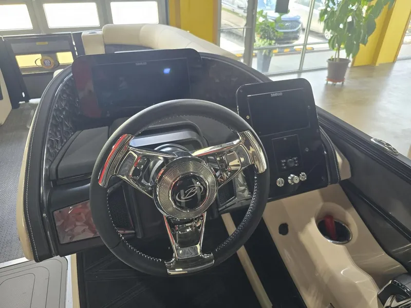 Slide: The Image of Barletta Lusso L23U 2026 - 17