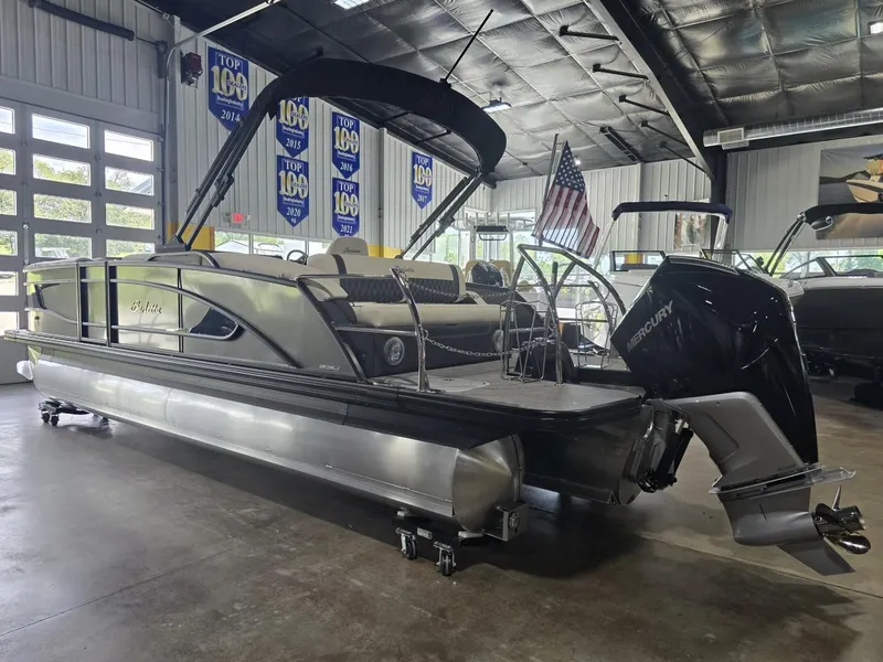 Slide: The Image of Barletta Lusso L23U 2026 - 5