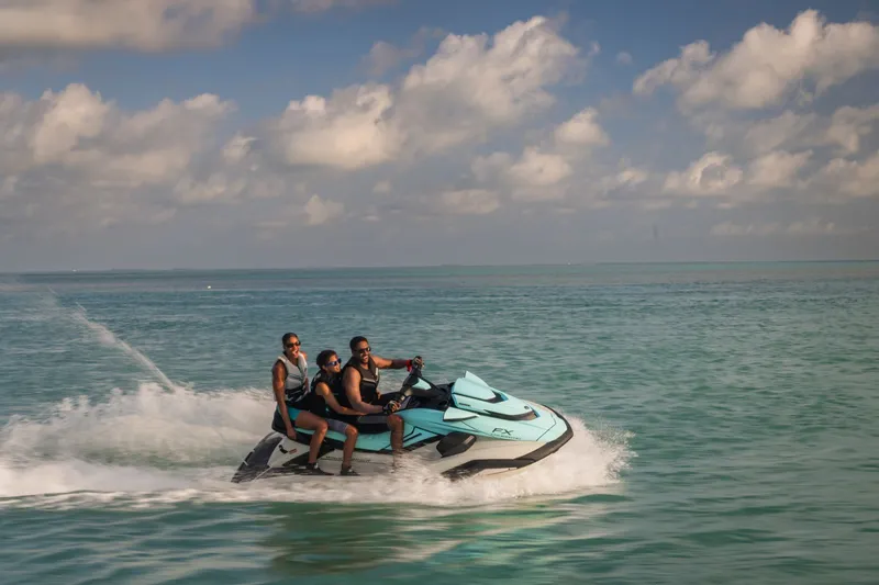 Slide: The Image of Yamaha Fx Cruiser Ho 2025 - 15