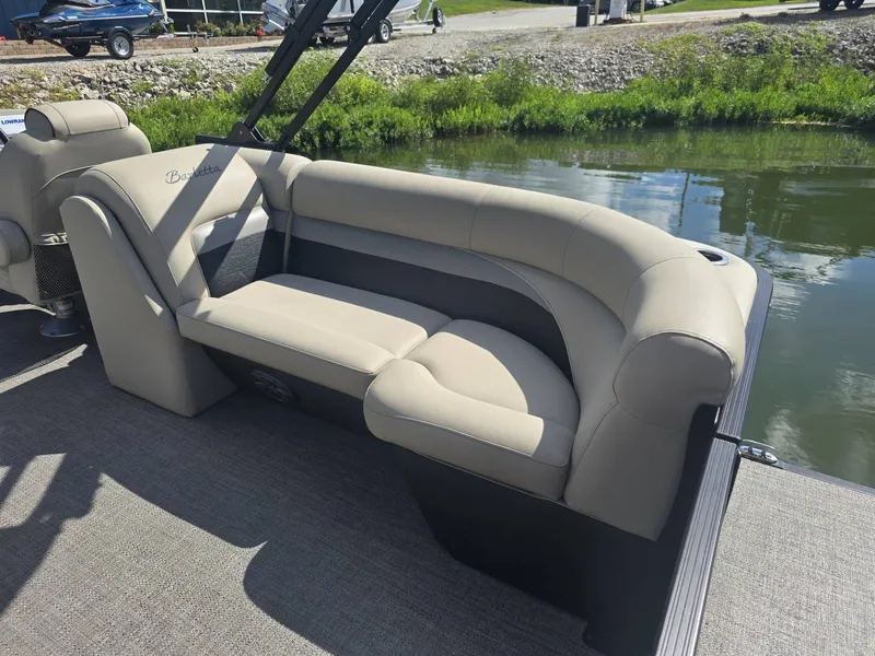 Slide: The Image of Barletta Cabrio C24QC 2020 - 15