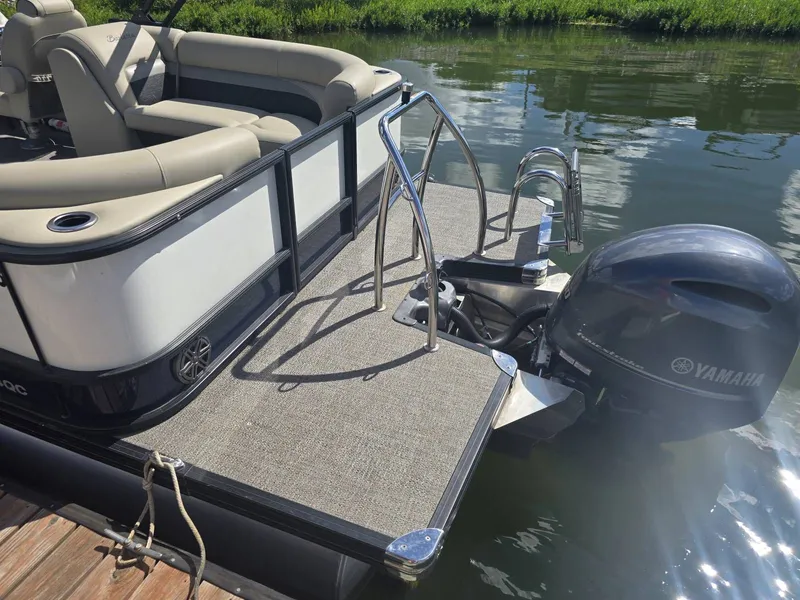 Slide: The Image of Barletta Cabrio C24QC 2020 - 16