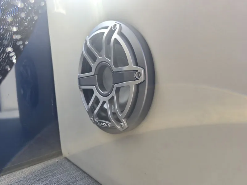 Slide: The Image of Barletta Cabrio C24QC 2020 - 18