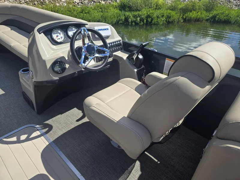 Slide: The Image of Barletta Cabrio C24QC 2020 - 8