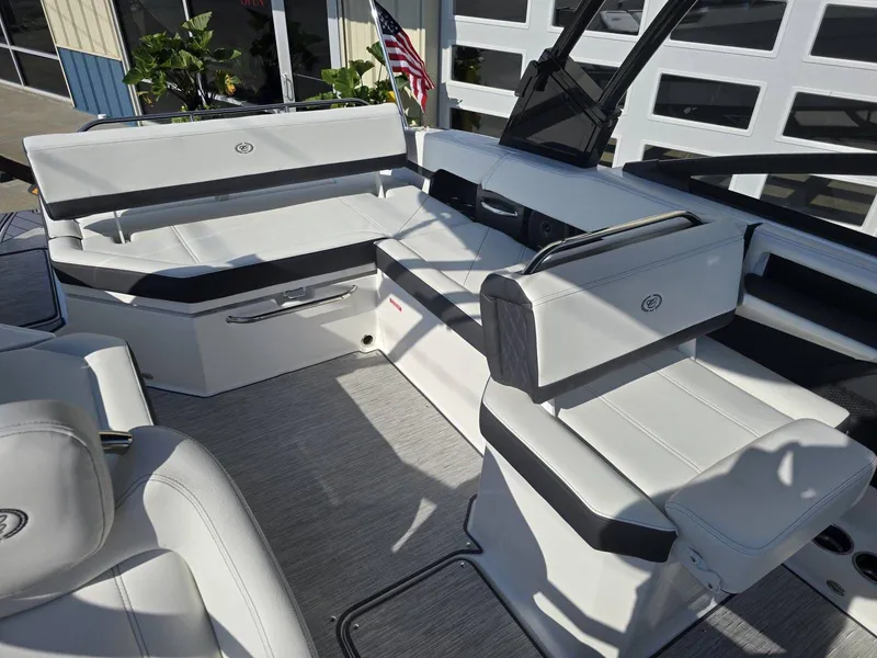 Slide: The Image of Cobalt R6 2026 - 18