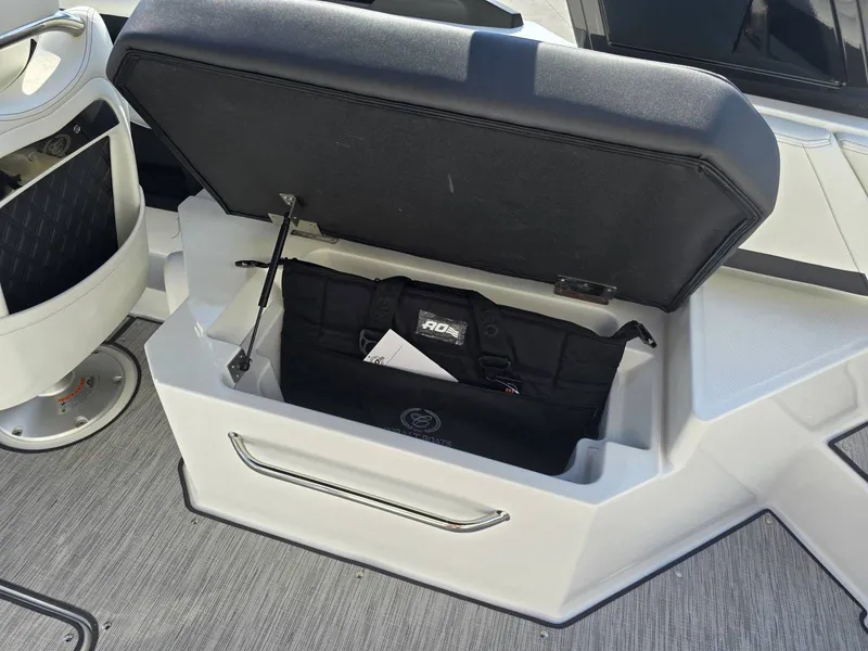 Slide: The Image of Cobalt R6 2026 - 25