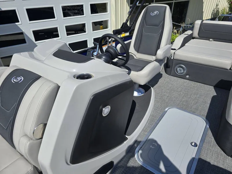 Slide: The Image of Barletta CABRIO C24U 2026 - 15