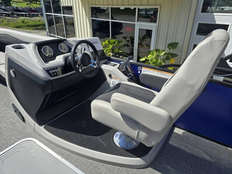 Slide: The Image of Barletta CABRIO C24U 2026 - 17