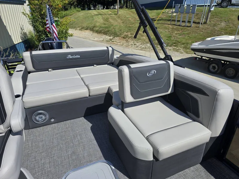 Slide: The Image of Barletta CABRIO C24U 2026 - 20