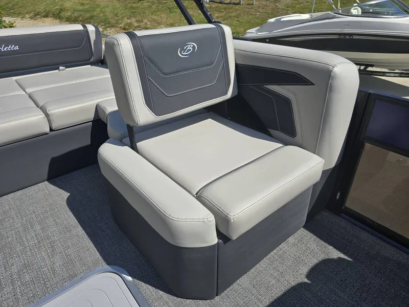 Slide: The Image of Barletta CABRIO C24U 2026 - 21