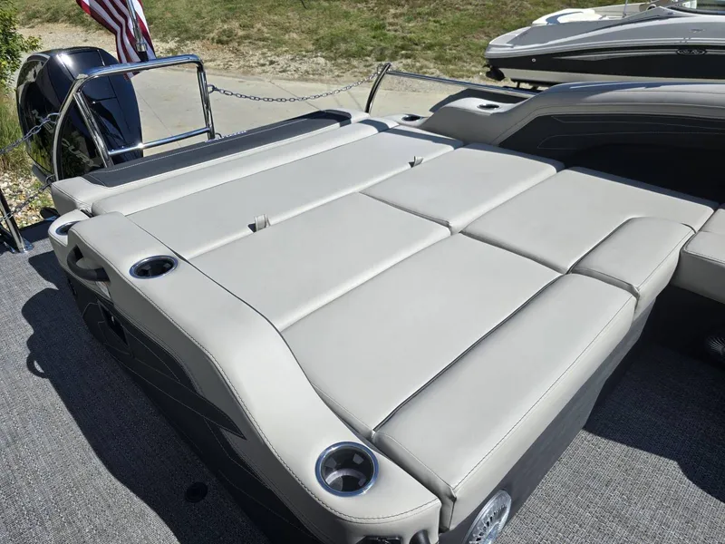 Slide: The Image of Barletta CABRIO C24U 2026 - 27