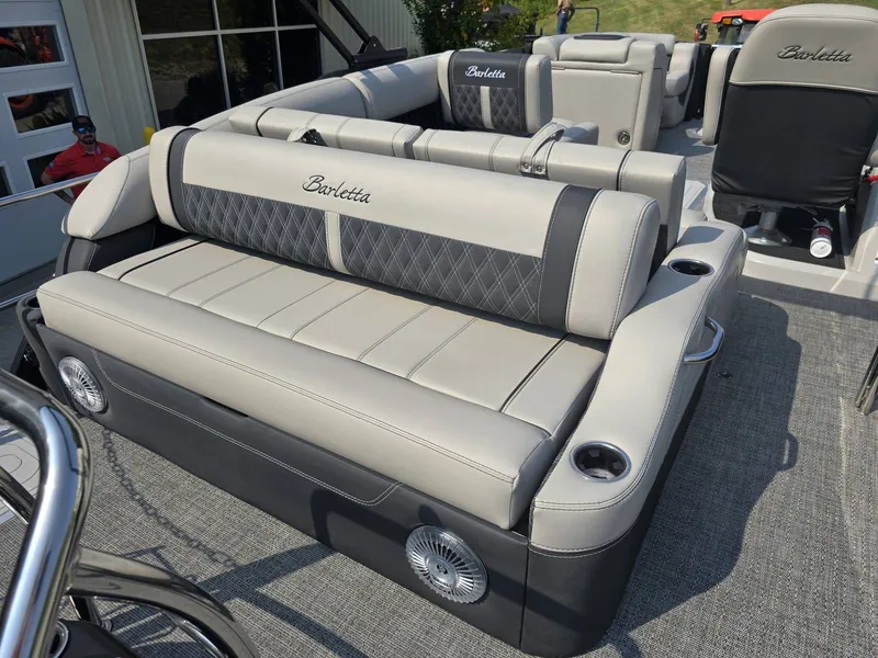 Slide: The Image of Barletta Lusso L23U 2026 - 23