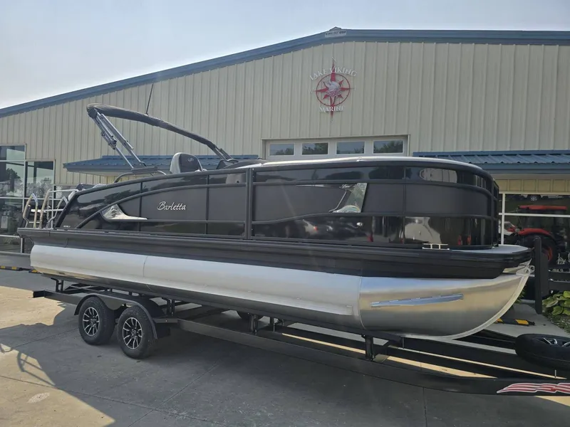 Slide: The Image of Barletta Lusso L23U 2026 - 7