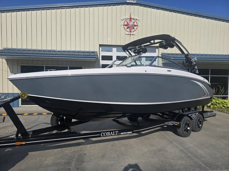 The Image of Cobalt R5 Surf 2019 - 1