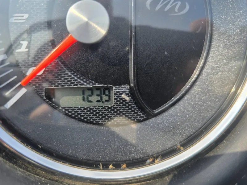 Slide: The Image of Manitou 21' Oasis Rf Vp 2019 - 21