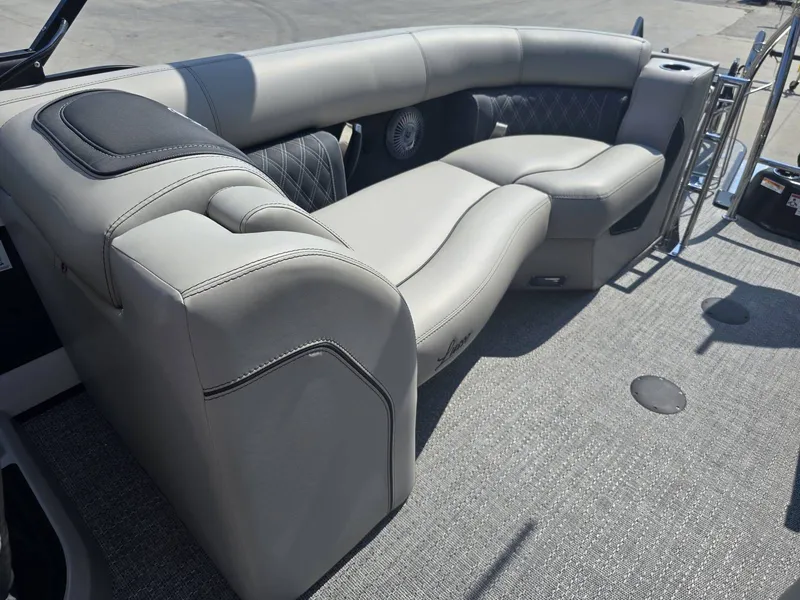 Slide: The Image of Barletta LUSSO L23QCSS 2026 - 20