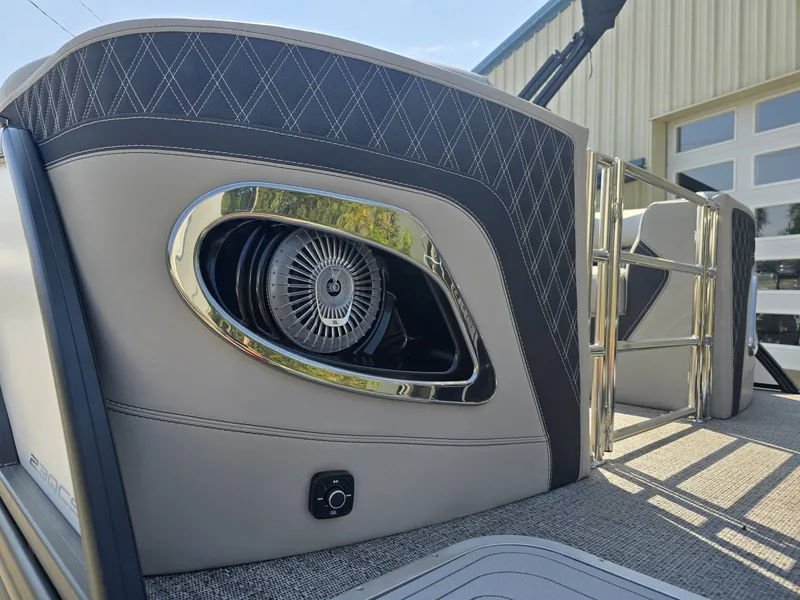 Slide: The Image of Barletta LUSSO L23QCSS 2026 - 9