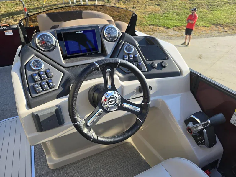 Slide: The Image of Sylvan L-3 LZ 2024 - 19