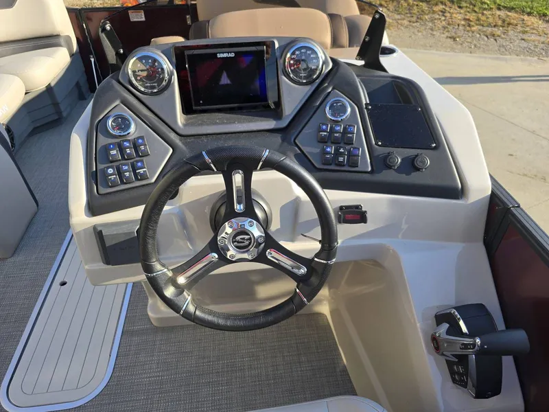 Slide: The Image of Sylvan L-3 LZ 2024 - 20