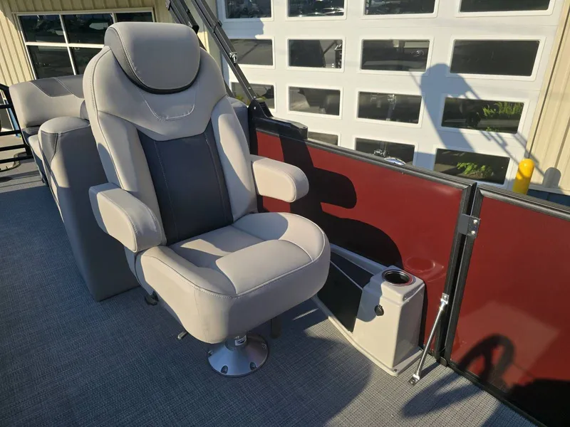 Slide: The Image of Sylvan L-3 LZ 2024 - 21