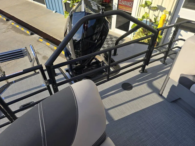 Slide: The Image of Sylvan L-3 LZ 2024 - 28