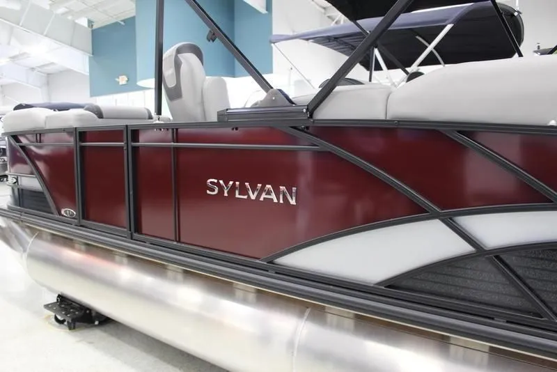 Slide: The Image of Sylvan L-3 LZ 2024 - 32