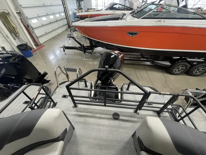 Slide: The Image of Sylvan L-3 LZ 2024 - 42