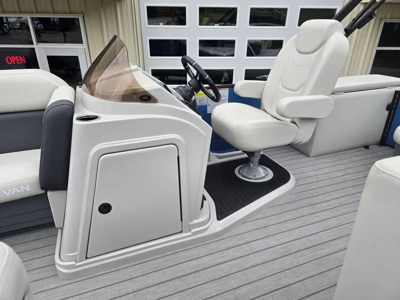 Slide: The Image of Sylvan Mirage X5 CLZ 2024 - 15