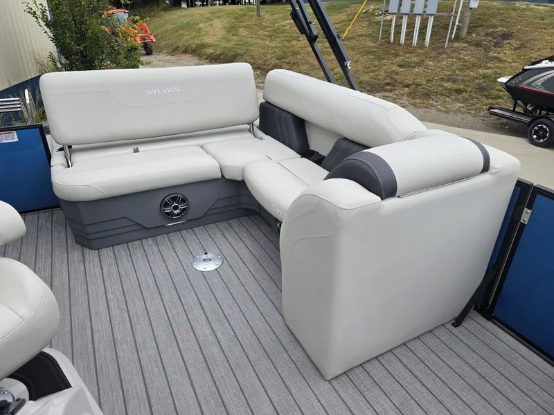 Slide: The Image of Sylvan Mirage X5 CLZ 2024 - 19