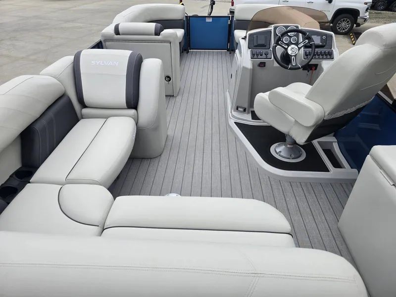 Slide: The Image of Sylvan Mirage X5 CLZ 2024 - 24