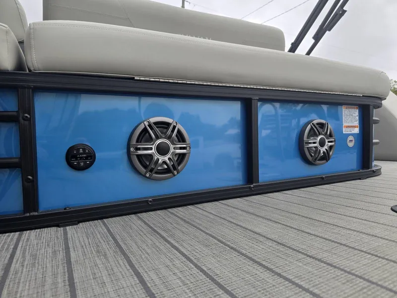 Slide: The Image of Sylvan Mirage X5 CLZ 2024 - 9