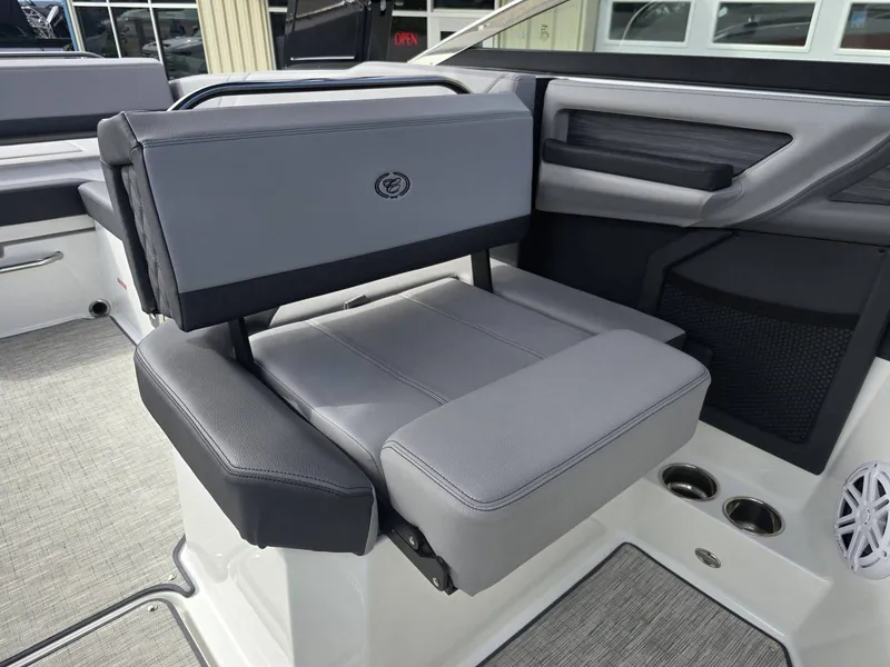 Slide: The Image of Cobalt R8 2024 - 17