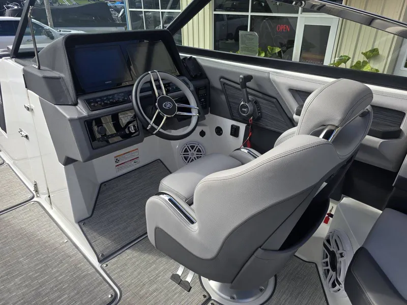 Slide: The Image of Cobalt R8 2024 - 22