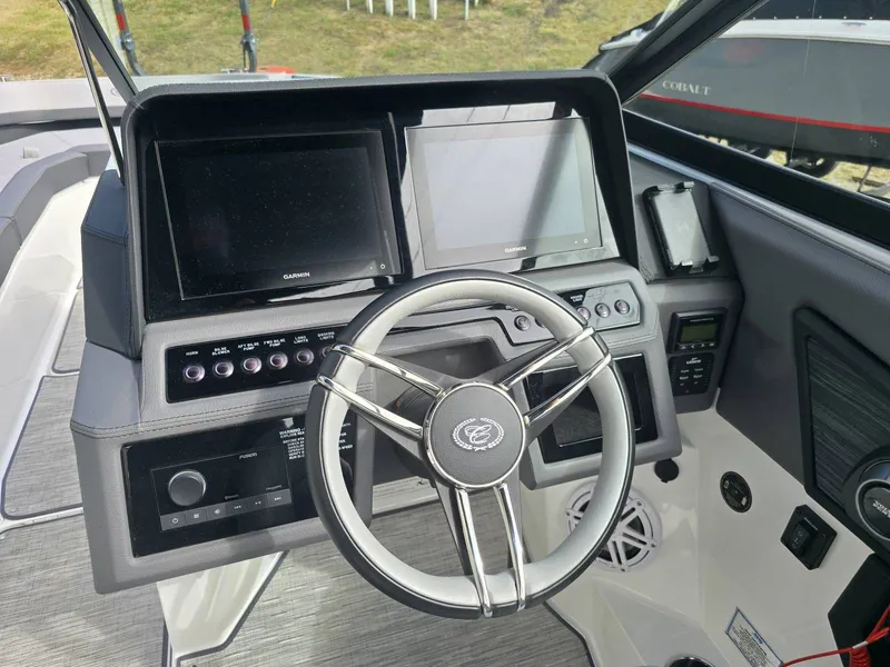 Slide: The Image of Cobalt R8 2024 - 24