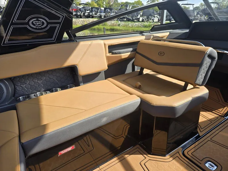 Slide: The Image of Cobalt R4 Surf 2026 - 13